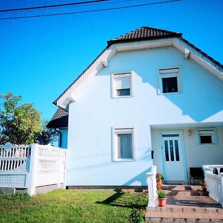 Vila Nela Подгайська Екстер'єр фото